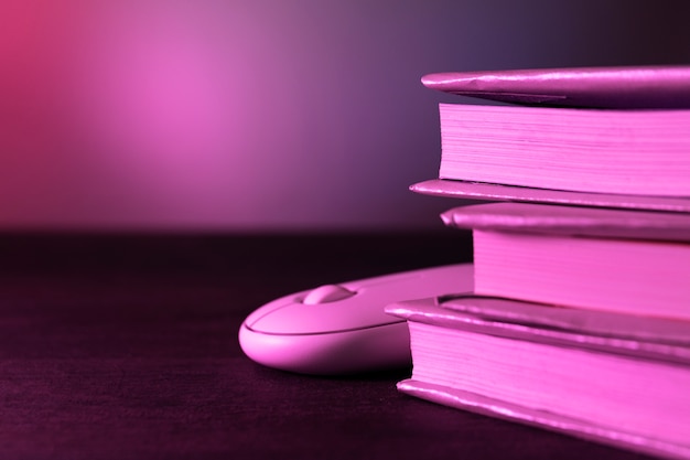 双开双控开关怎么接啊 双开双控开关内有四根线怎么接